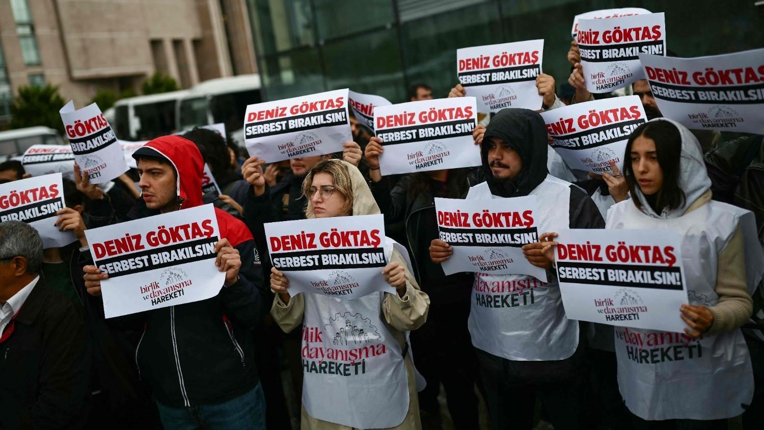 Istanbul court orders release of comedian after conviction
