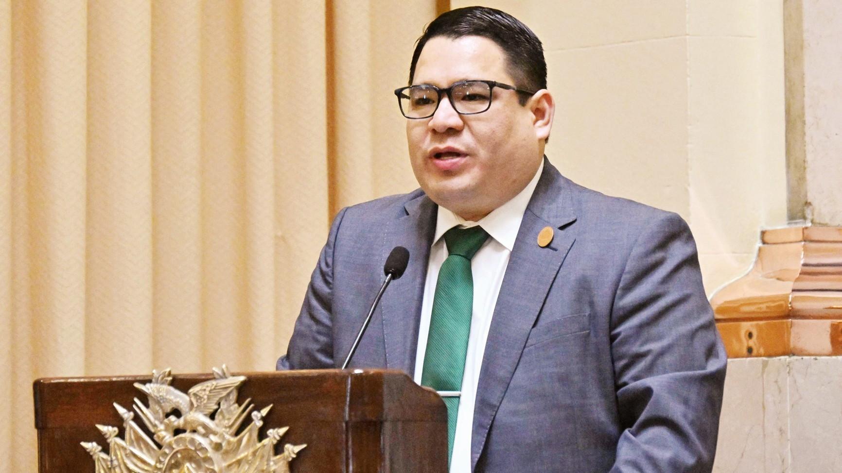 Bolivia arrests attorney general accused of cartel ties