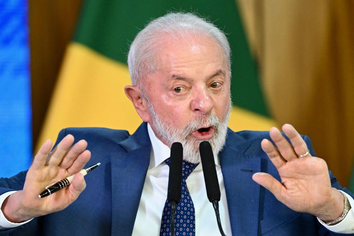 Lula, Bolsonaro trade scandal fire in final scramble for votes
