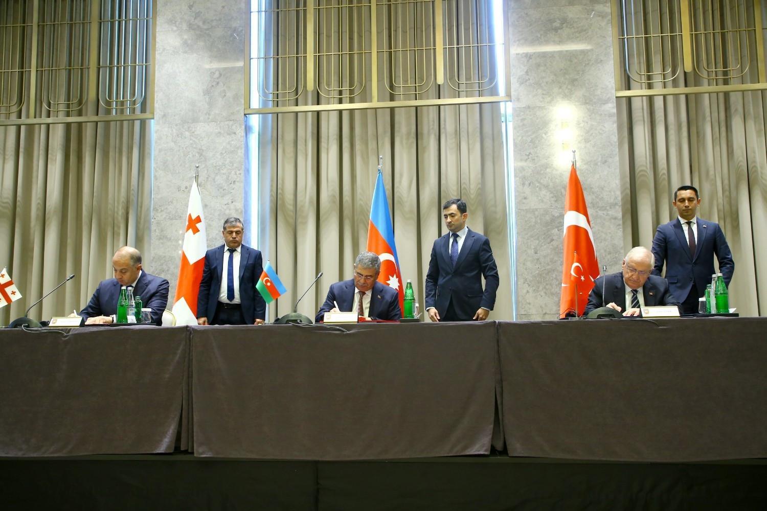 Türkiye hails peace efforts in South Caucasus