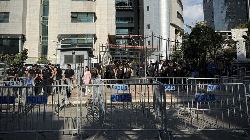 3 mayors in Mersin jailed pending trial on graft charges