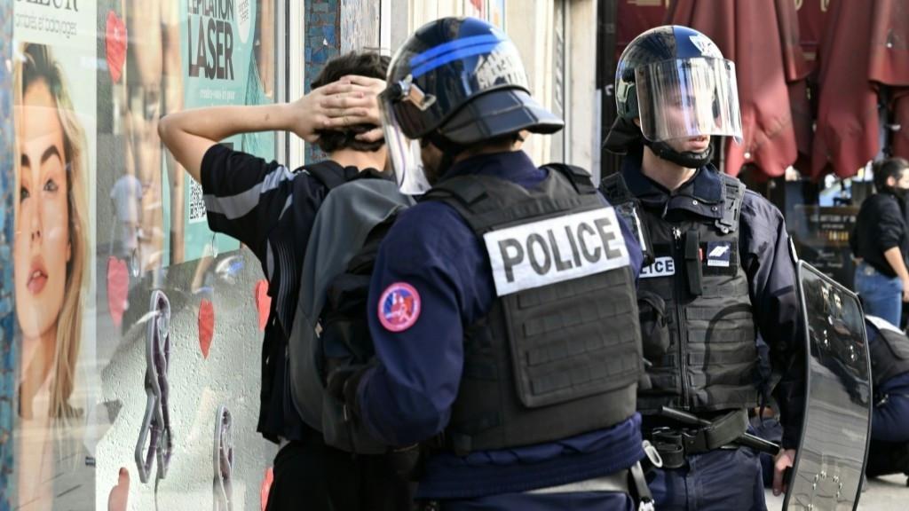 High school students to turn out for new protests across France