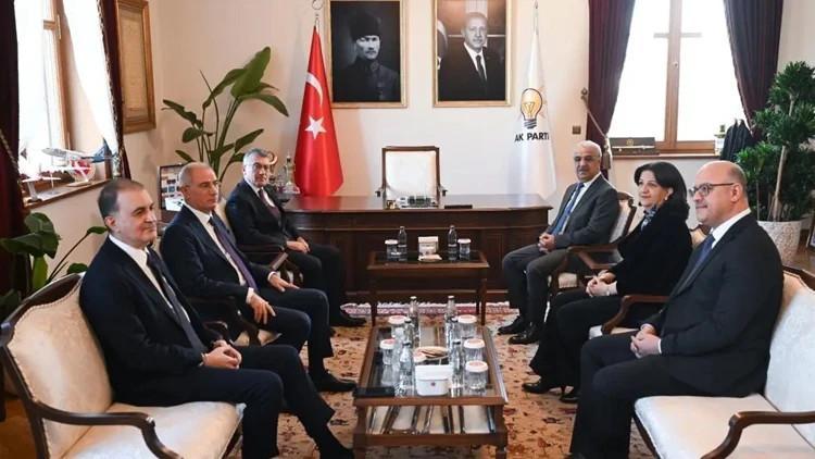 AKP, DEM Party discuss oversight body for anti-terror bid