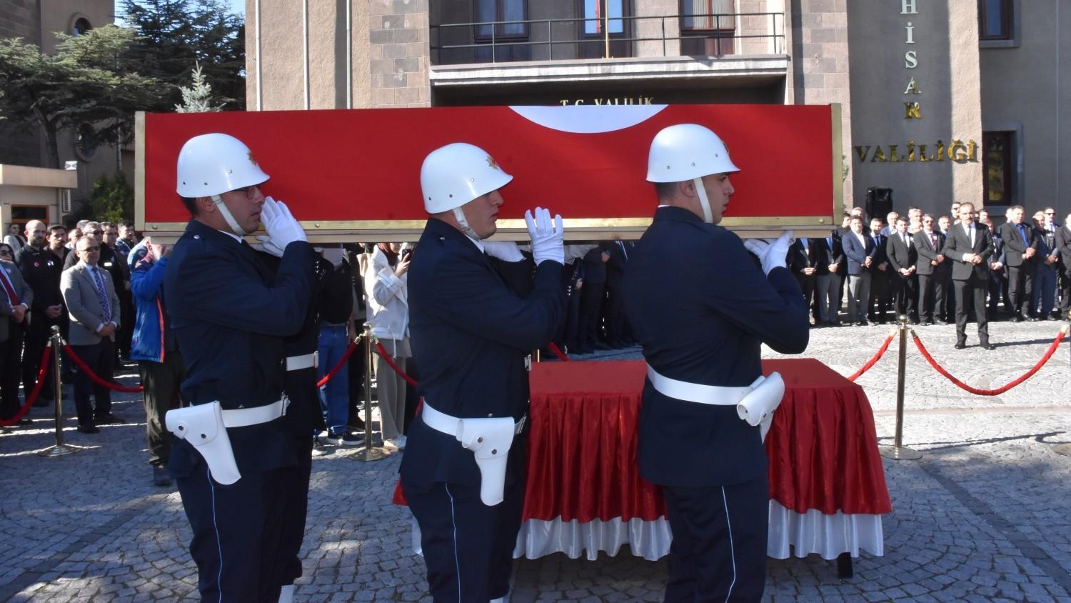 Deputy governor found dead in car
