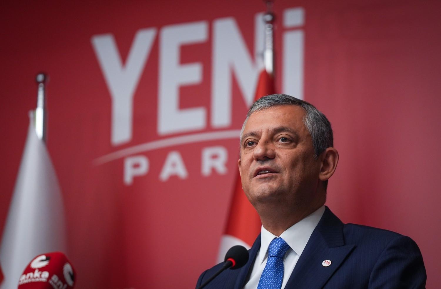 Mecca defense deal should pass through parliament, Özel says