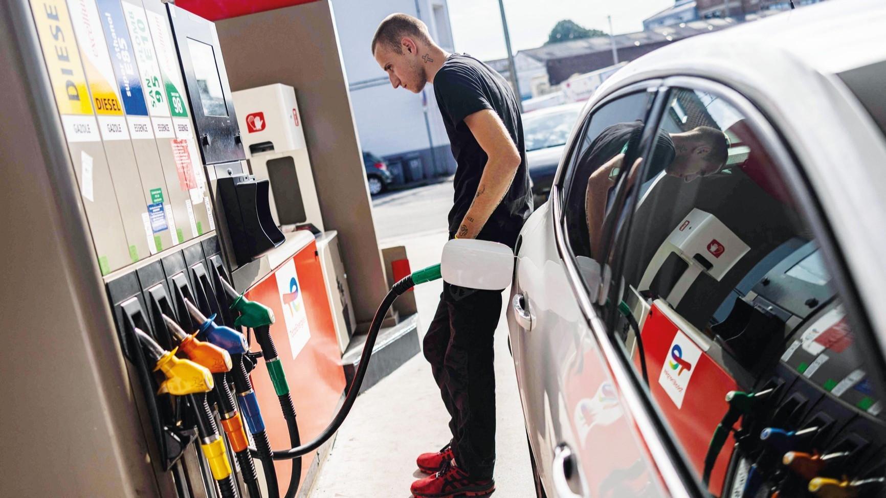 Hydrocarbon sales to Europe since 2022 hit $320 bln: Russia