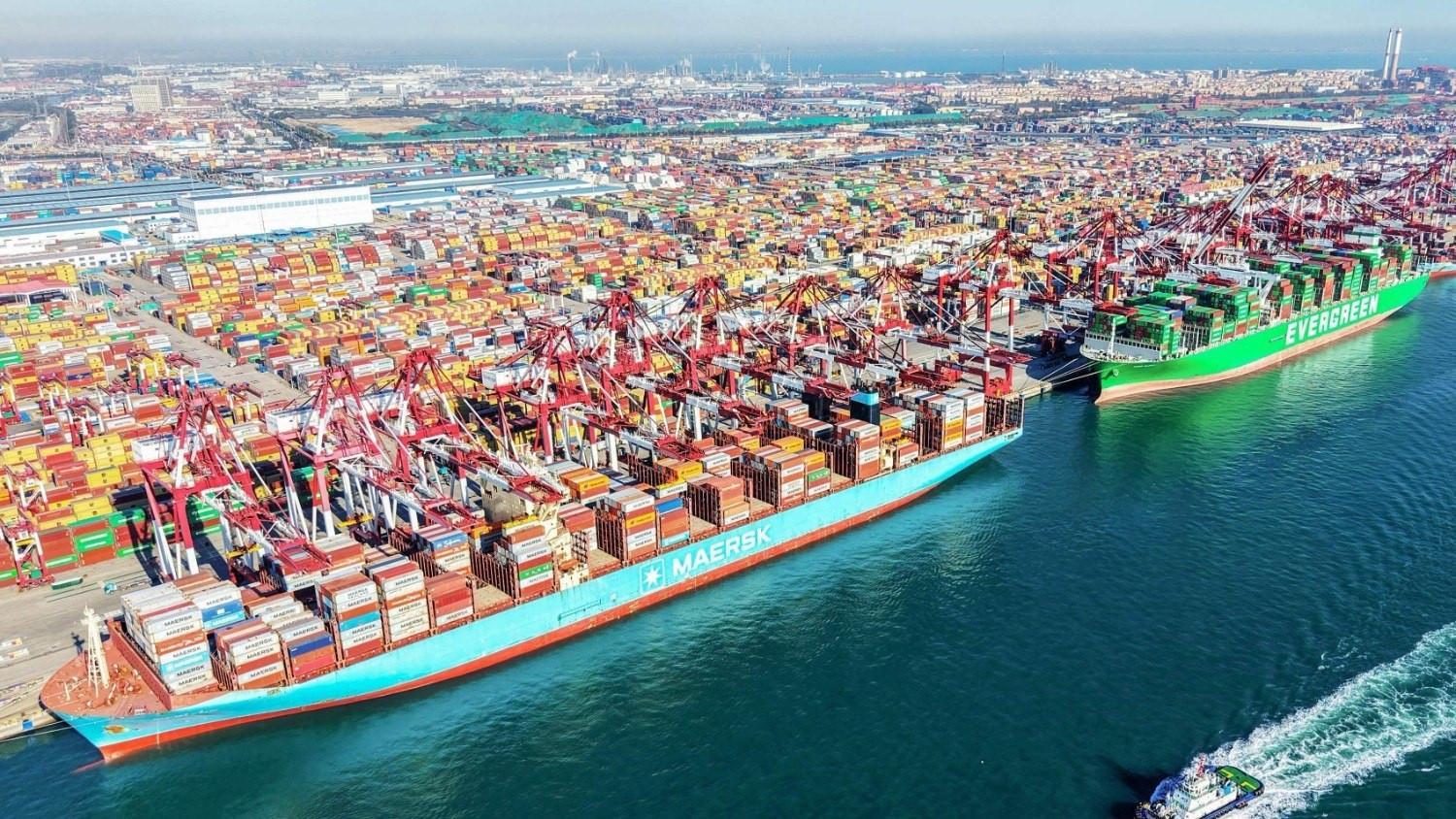 China heads for record trade surplus as exports surge