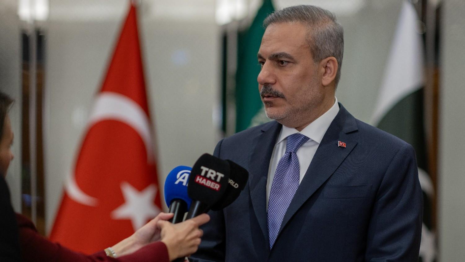 Turkish FM to urge more pressure on Israel at Baku summit
