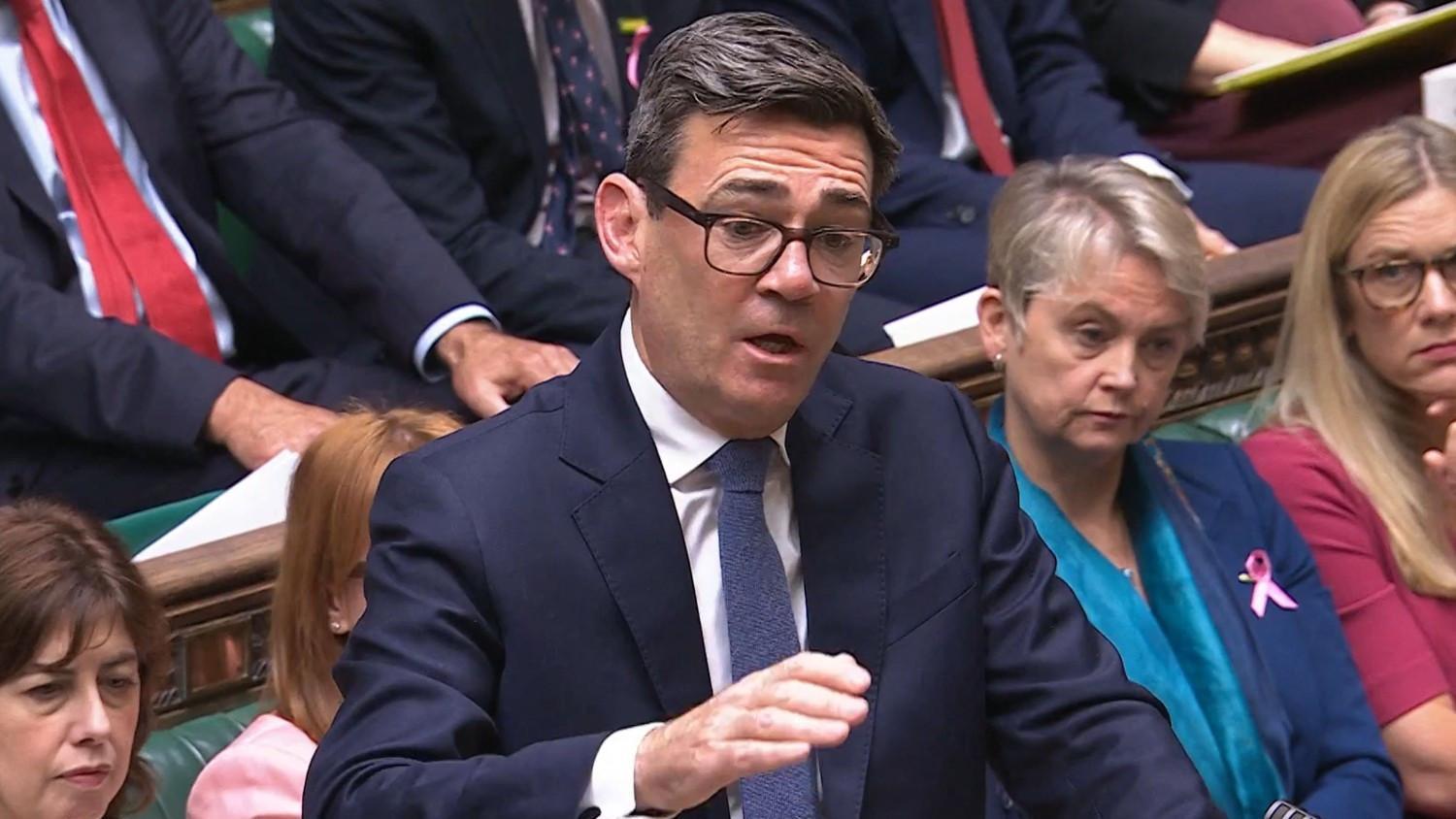 UK economy unexpectedly grew in August ahead of budget