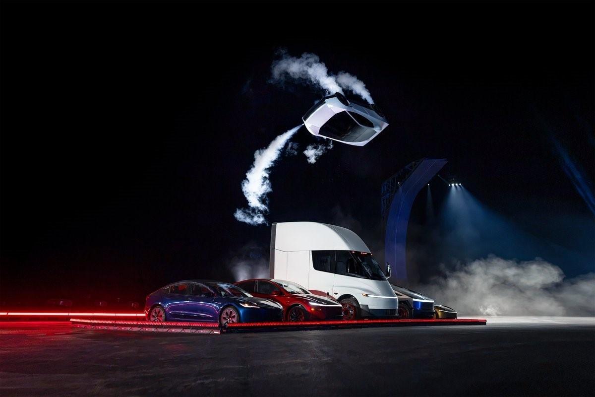 Tesla unveils Roadster with compressed-air thrusters