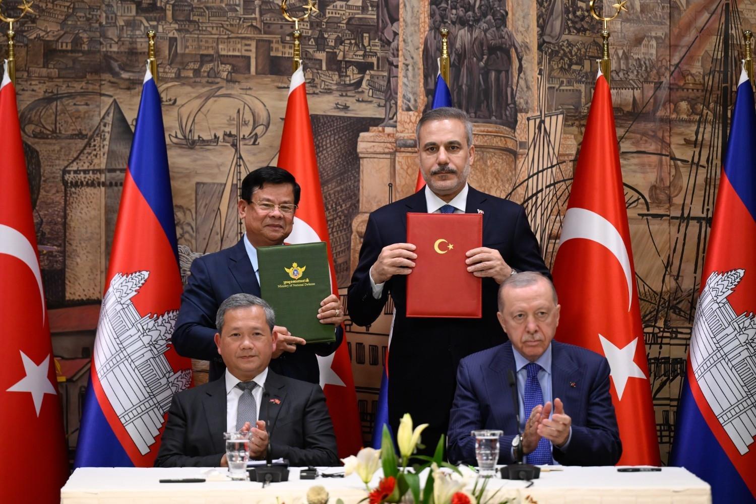 Türkiye, Cambodia sign military cooperation deal