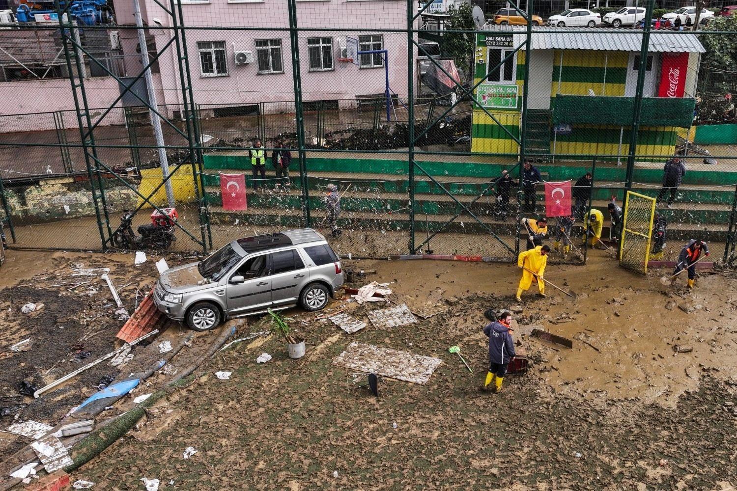 Istanbul faces more heavy rain after deadly floods