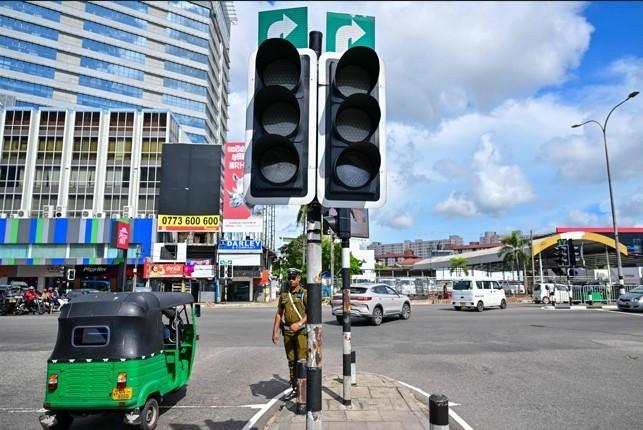 Sri Lanka suffers nationwide electricity blackout