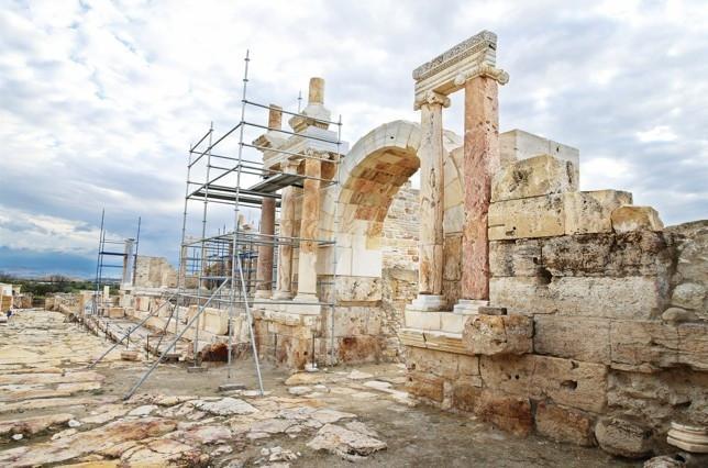 Ancient fountain to regain former glory