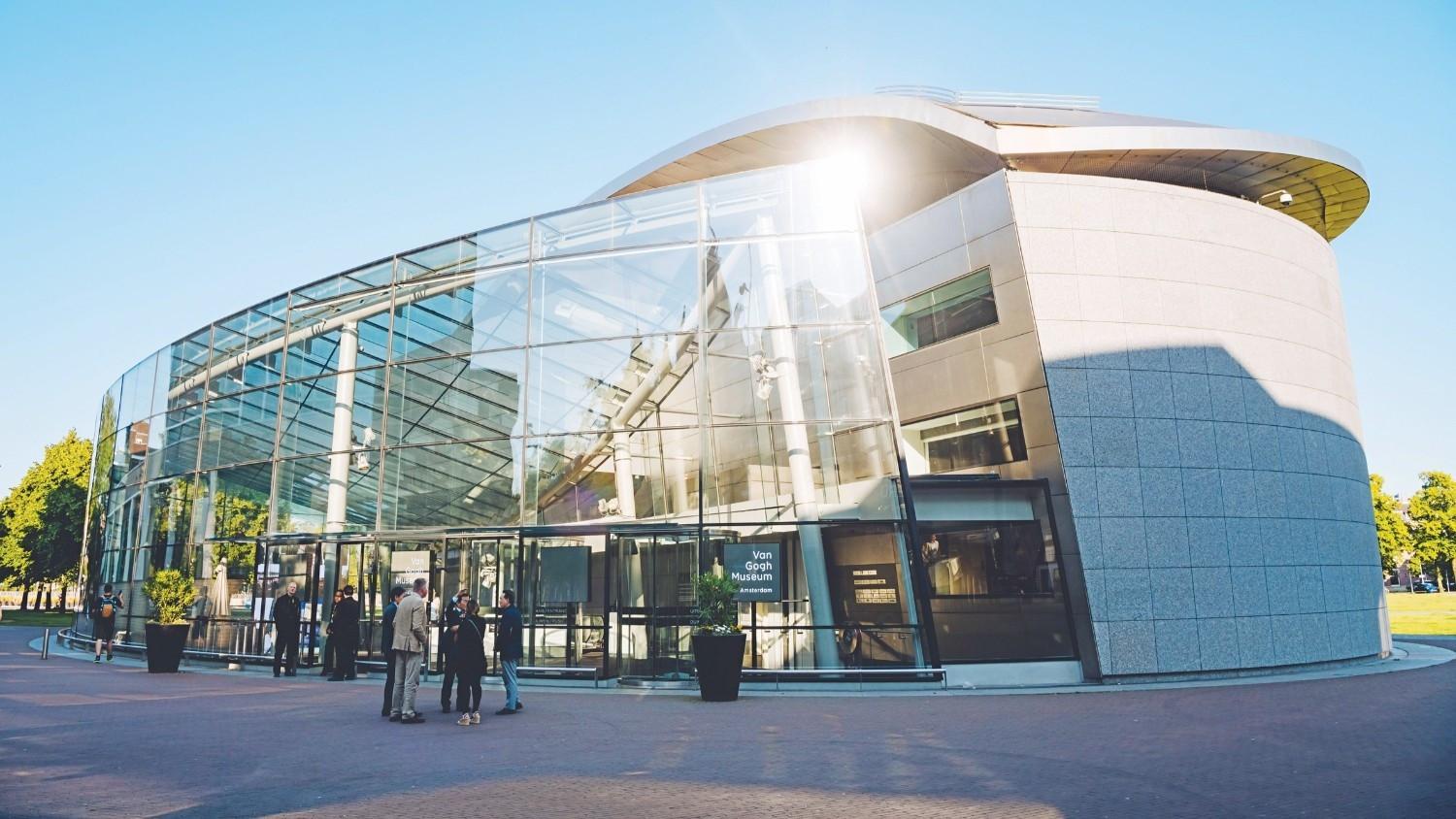 Van Gogh Museum director comes to Istanbul Modern