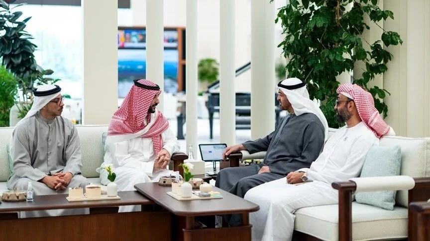 Saudi minister meets UAE president in Abu Dhabi