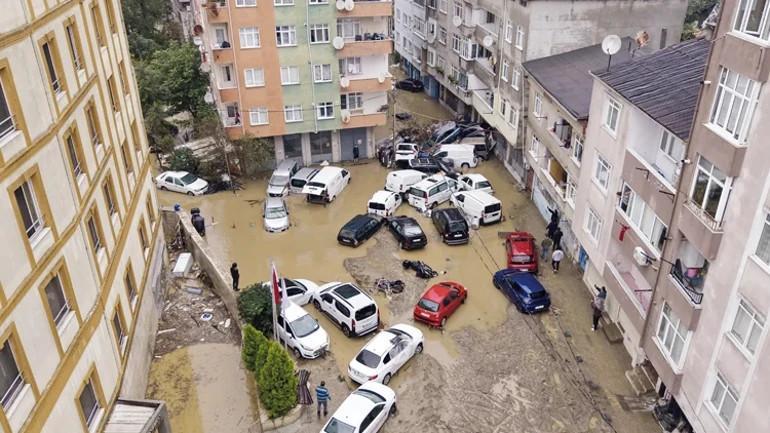 Insurance cost of flood Damage in six provinces nears 2 billion Turkish Liras