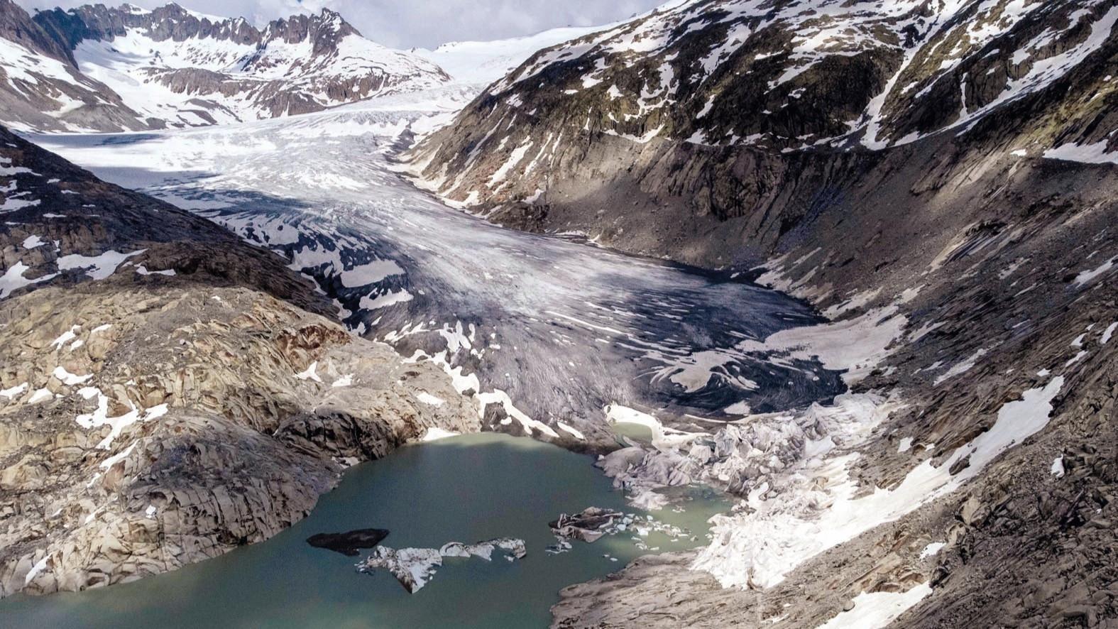 ‘Treasury of Ice’ reveals relics as Swiss glaciers rapidly melt