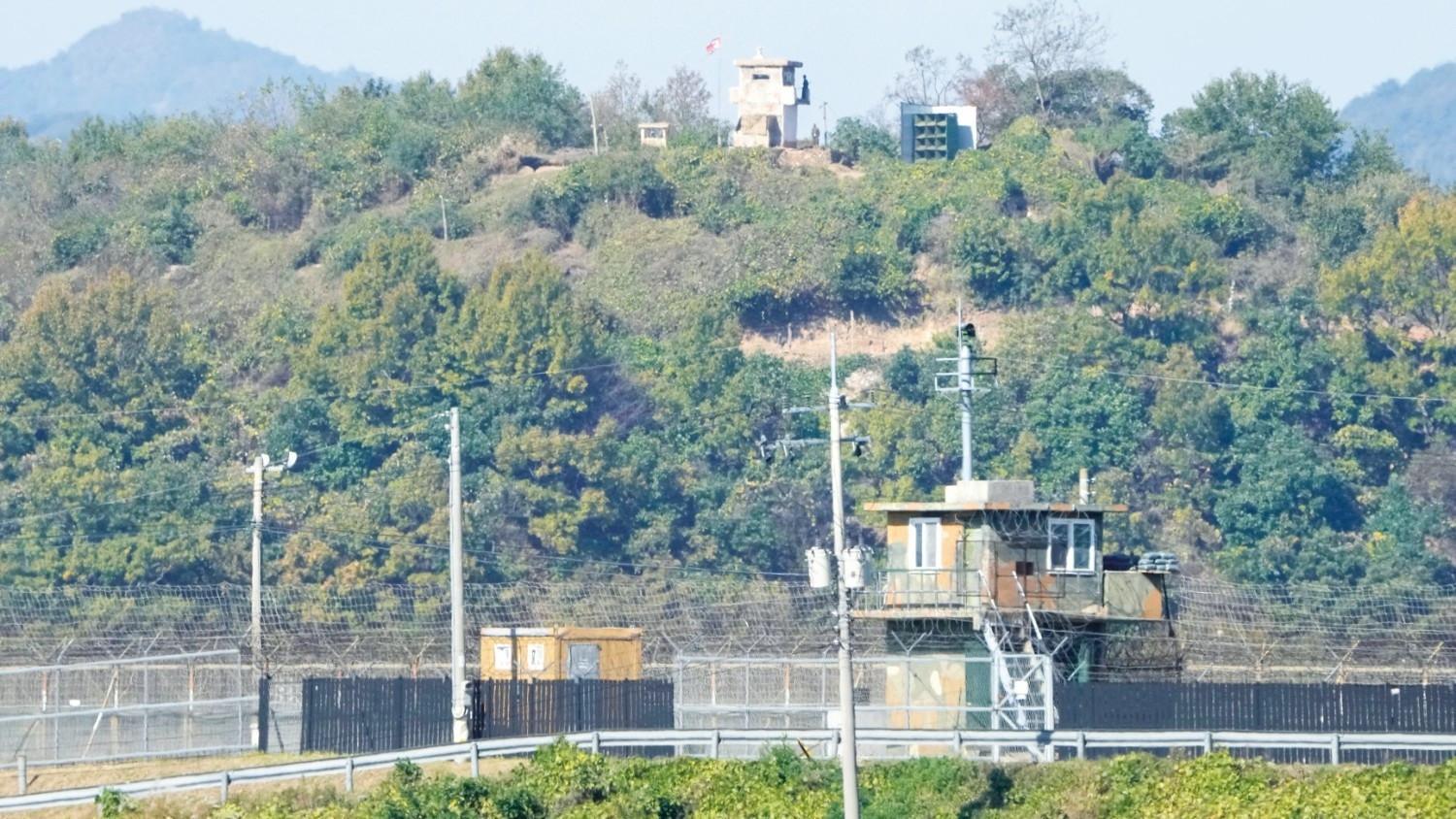 Seoul sees no signs of new North Korean weapons on border