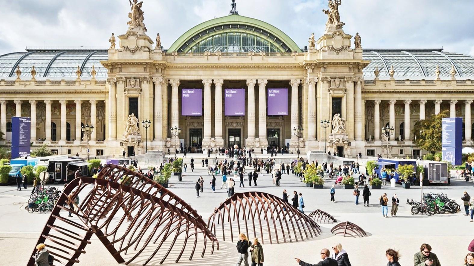Art Basel Paris, major museums closed amid protest fears
