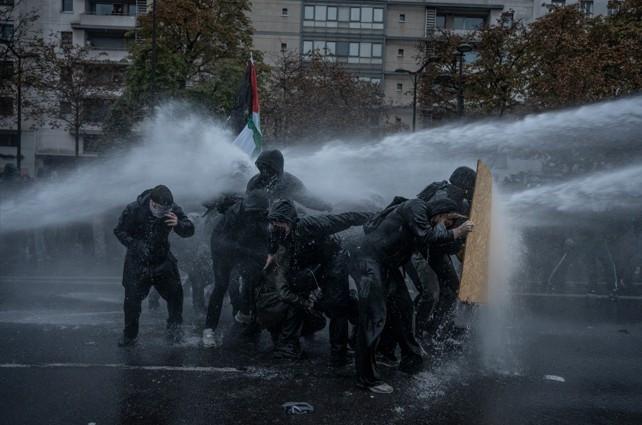 Fresh clashes rock France as protesters march on