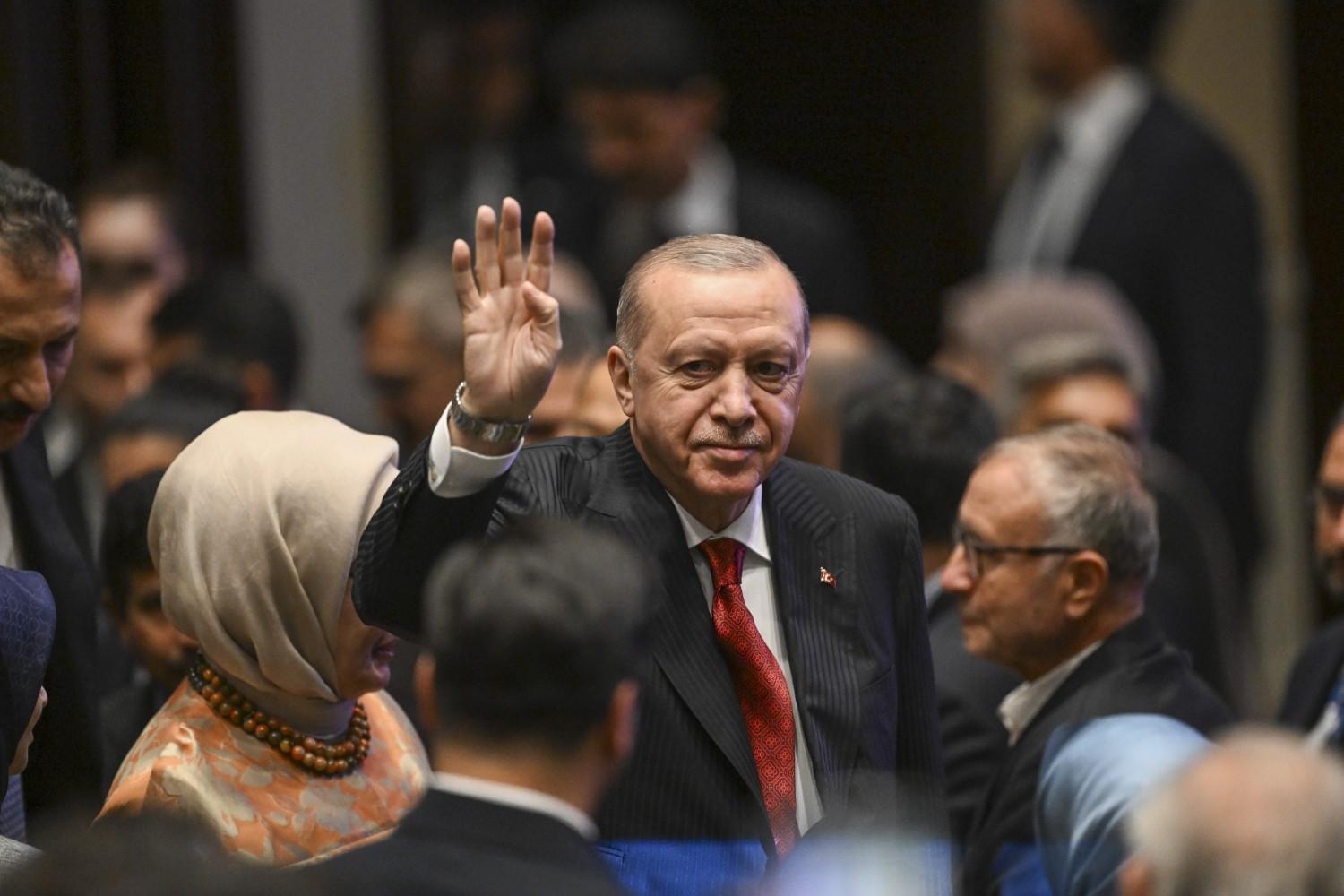 Erdoğan plans diplomatic tour of five summits