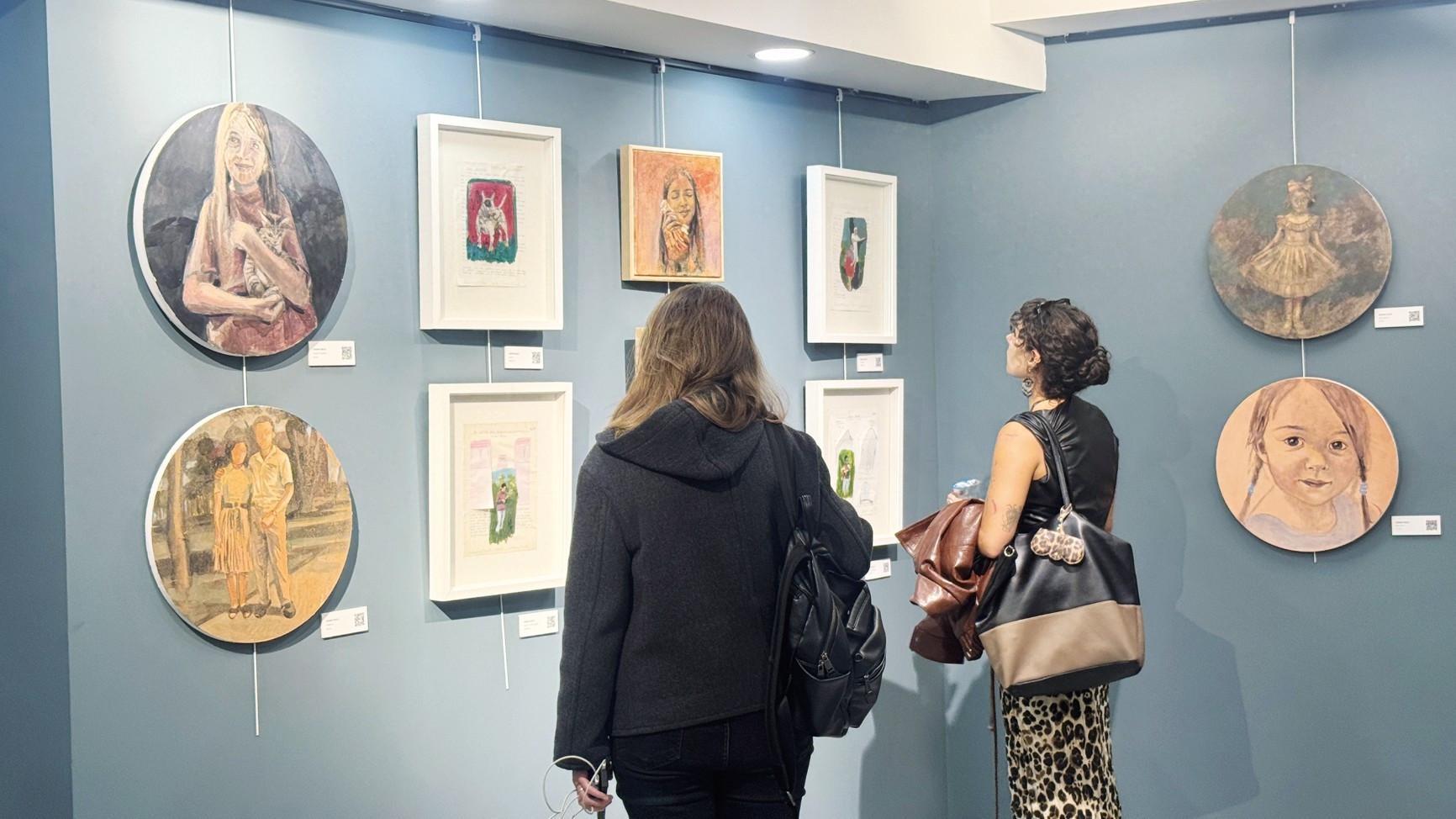 Istanbul exhibition unites 12 painters to support cancer care