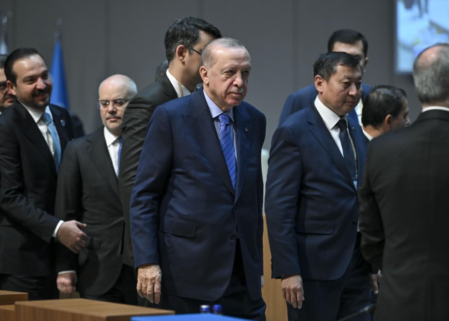 Erdoğan holds bilateral talks after Turkic summit