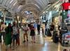 Tourist spending on clothing and souvenirs declines in first quarter