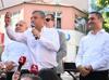Özel calls on high court to reverse CHP convention ruling