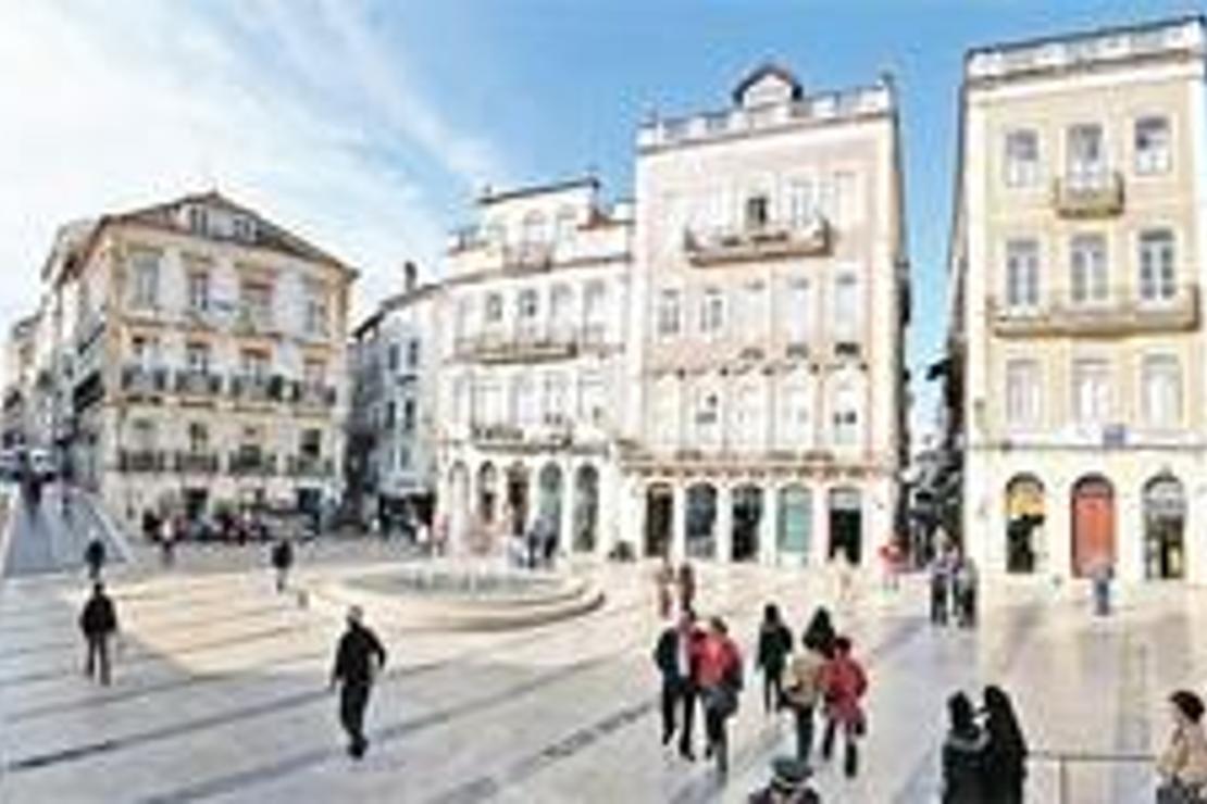 Fadolar seni söyler Coimbra