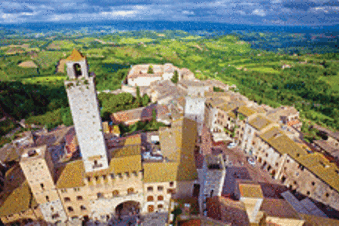 San Gimignano’da geceler geçmişe açılır