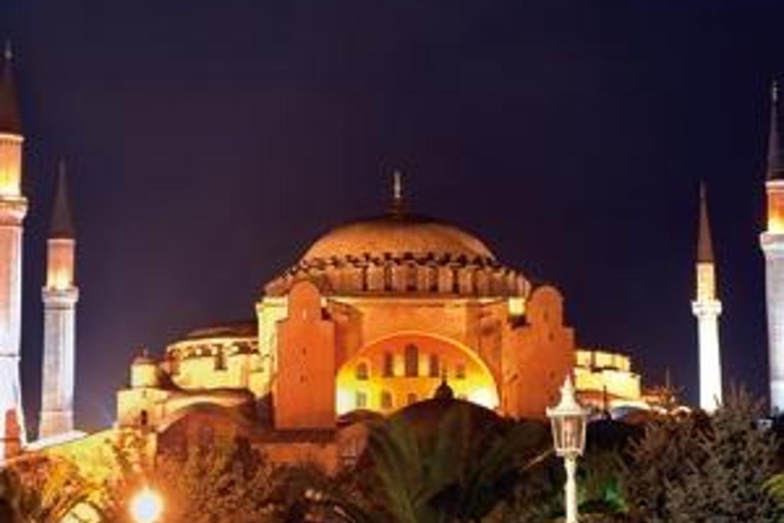 İşte İstanbul’un simgesi AYASOFYA