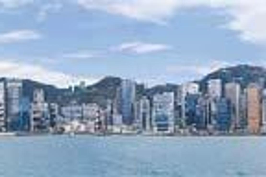 The Peak'ten şehri kuşbakışı görmeden, Des Voeux'un arka sokaklarına uğramadan dönmeyin Hong Kong
