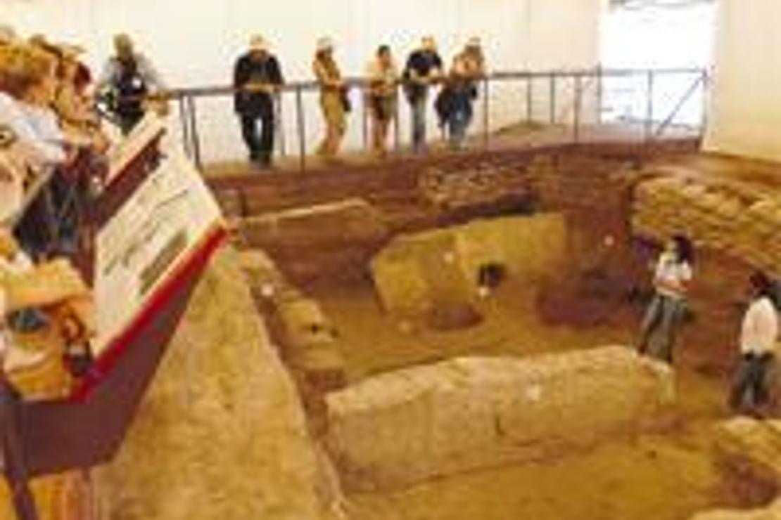 Sadece sergisini değil kendisini de gezin :ÇATALHÖYÜK