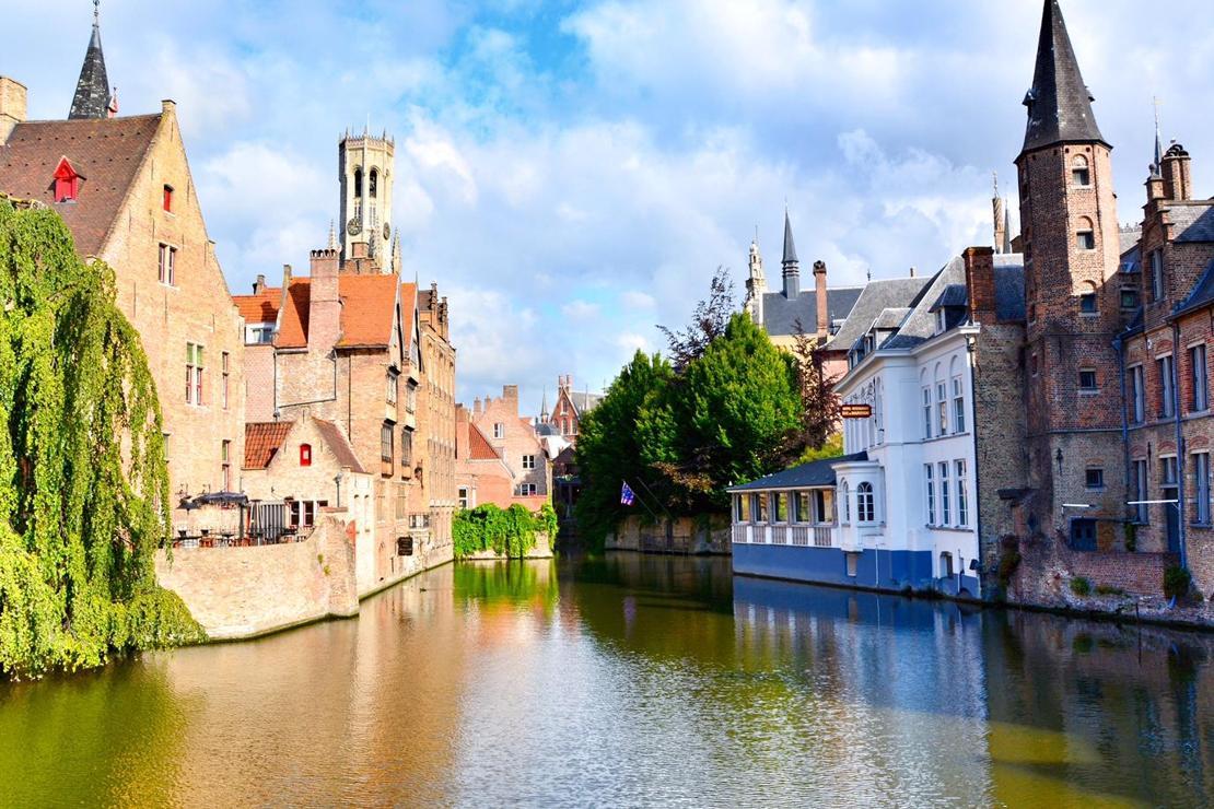 Sokakları waffle kokan şehir: Brugge