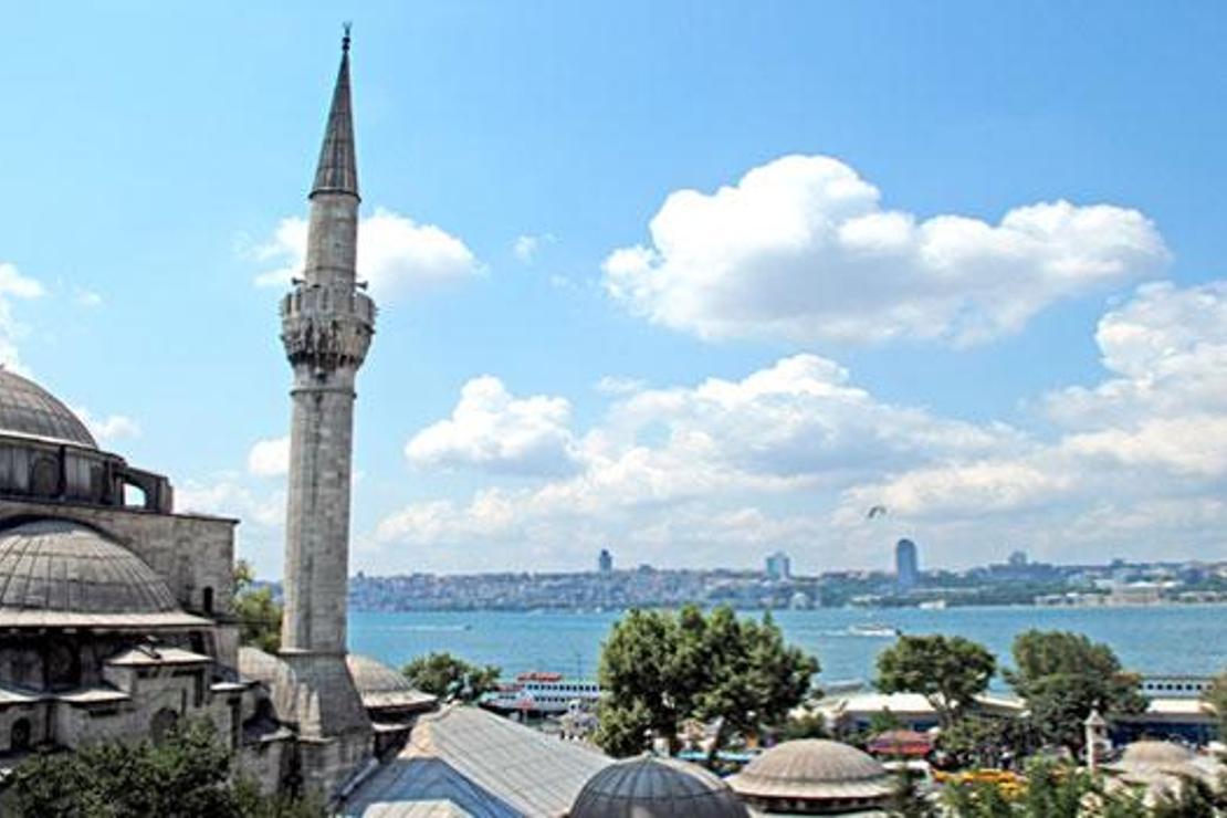 İstanbul'un boğaza nazır camileri