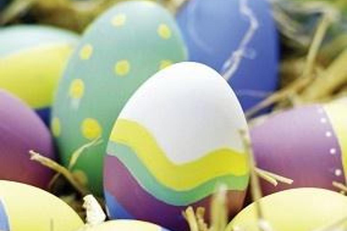 Renkli yumurtalar ile dev tavşanlar zamanı