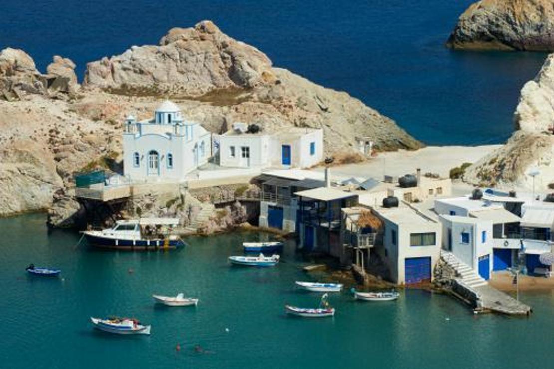 Yunanistan'ın gizli koylarını keşfetmenin tam zamanı: Milos Adası