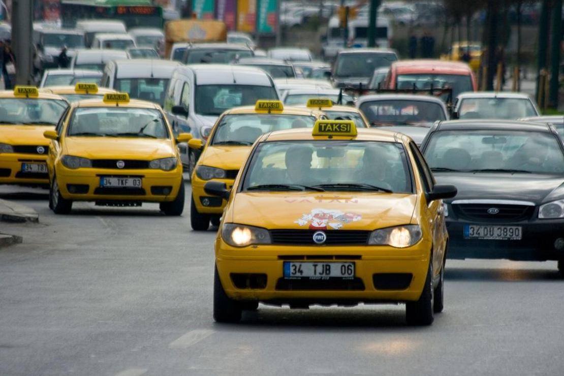 İstanbul trafiği bu 10 noktada kilitleniyor!