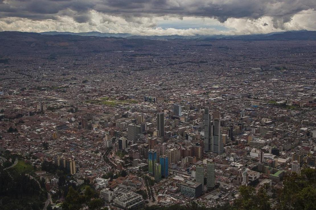 Bogota’da korumalarla turlama