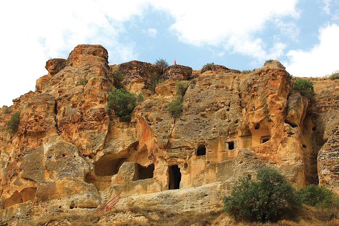 Gümüşhane'nin Sümela'sı turizme kazandırılıyor