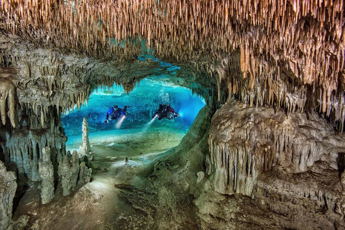 Dünyanın en büyük su altı mağarası 