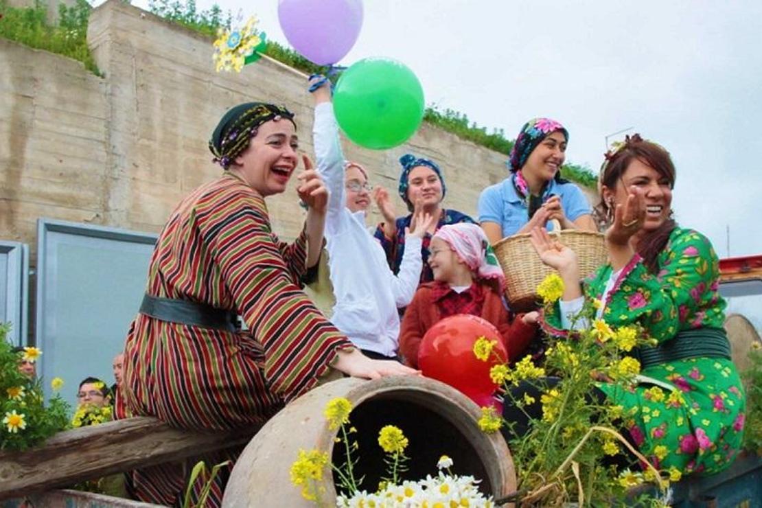 Ege’nin otantik güzeli meraklılarını bekliyor! Alaçatı Ot Festivali başlıyor...