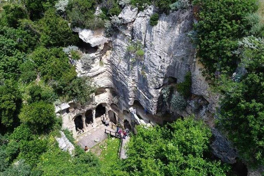 Bin esirin yaptığı 'Titus Tüneli' gezginlerin yeni gözdesi