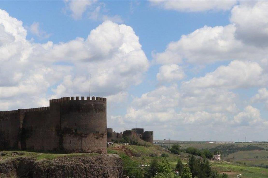 Huzur sağlanan Diyarbakır'da turist artışı