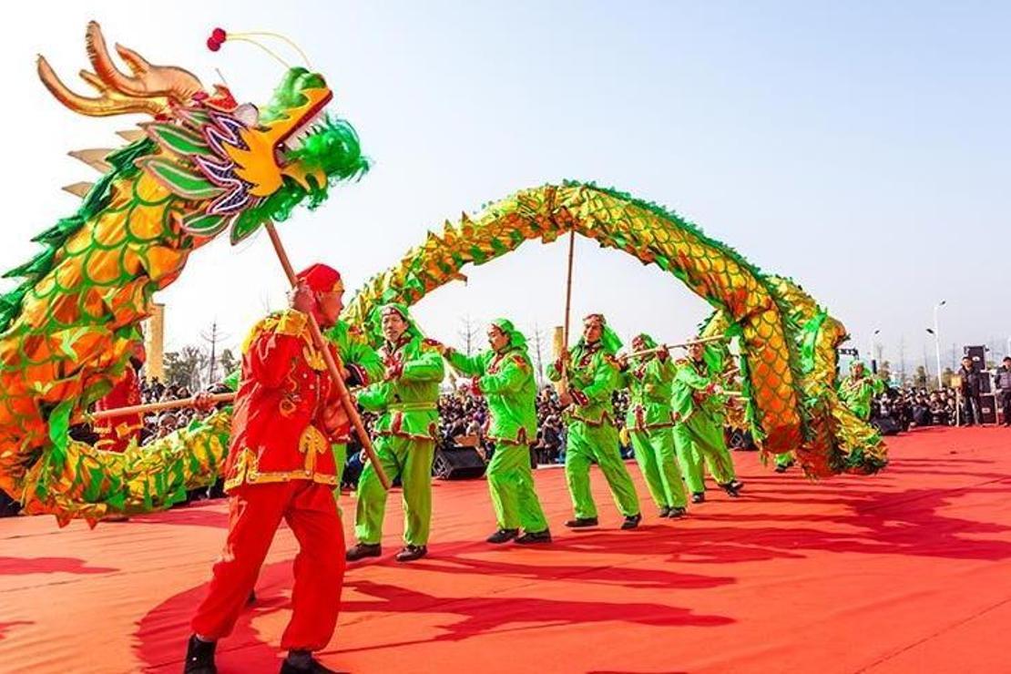Çin’in göz alıcı ilginç etkinliği: Dragon Festivali
