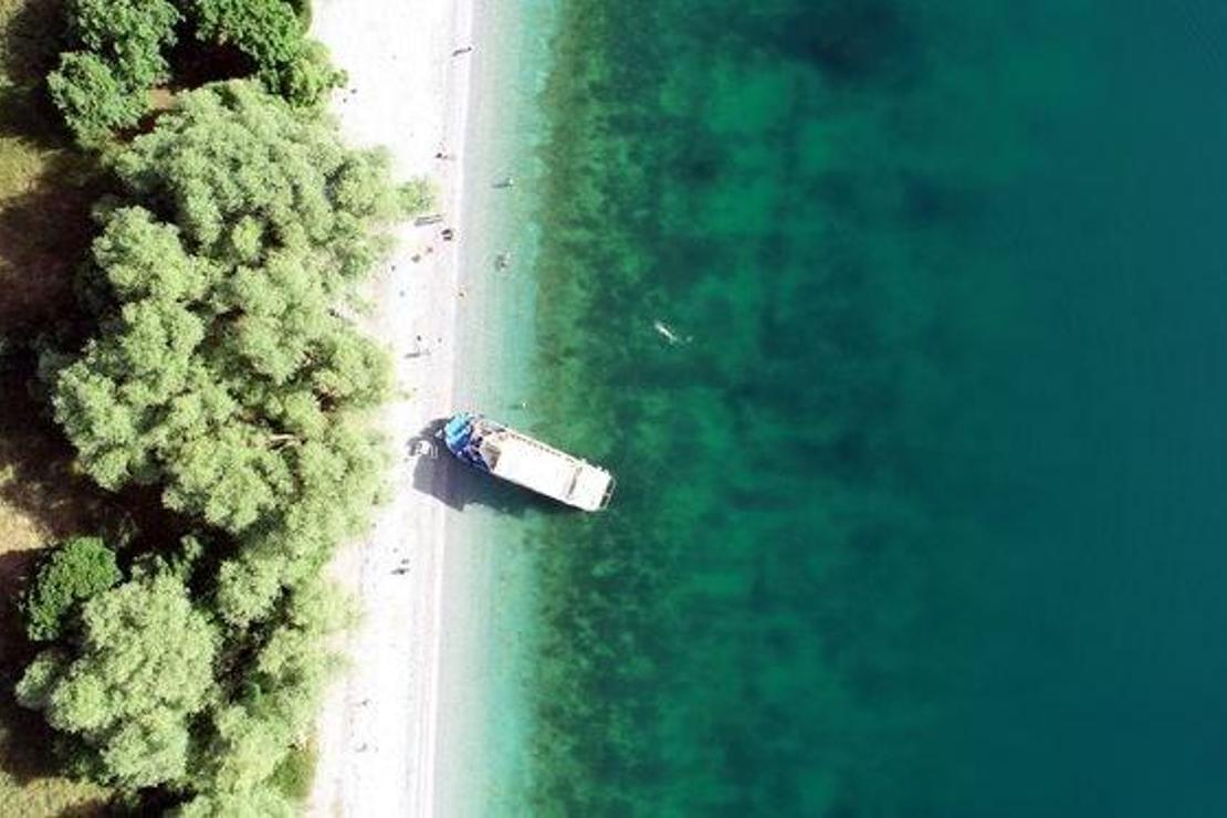 Van Gölü'nün saklı koyları 