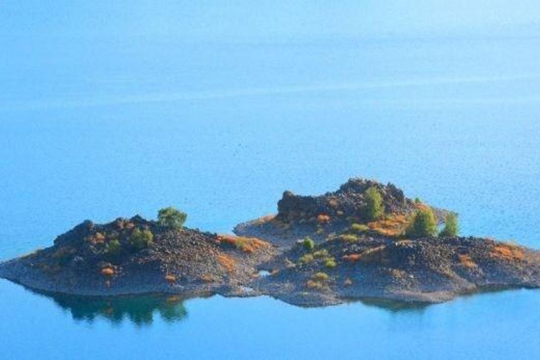 Bitlis'te gezginlerin yeni gözdesi 'Martı Adası'