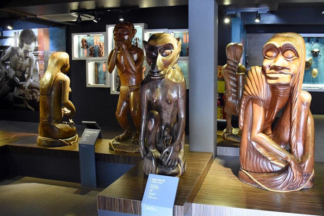 Malezya'nın yerel toplulukları başkentteki müzede tanıtılıyor